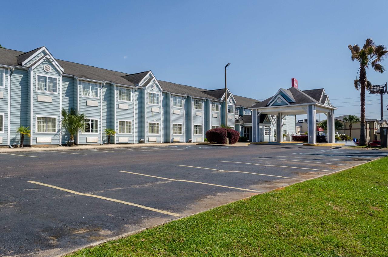 Motel 6-Mobile, Al Tillmans Corner Eksteriør bilde